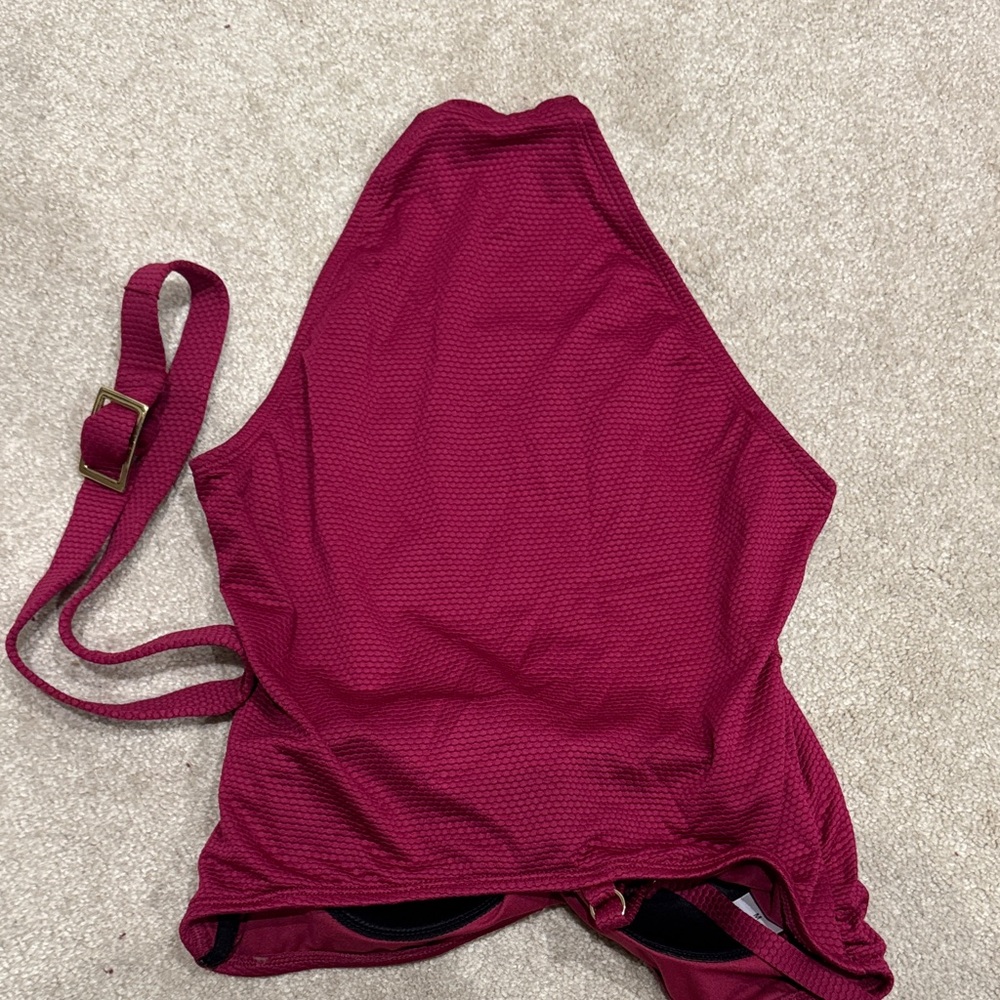Asymmetric One-Shoulder Girls' One-Piece Swimsuit in Berry - Picture 3 of 3